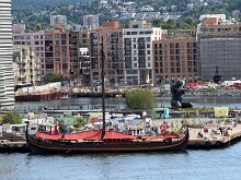 075 Viking vessel (likely a replica) in the harbor at Oslo.
