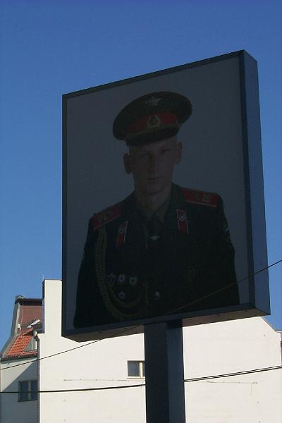 D23-Berlin_Checkpoint_Charlie.JPG
